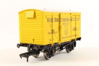 B000FoxBros 10T Box Van 'Fox Brothers' - Special Edition for Burnham & District MRC