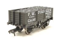 B000Pinniger 8 Ton 5 Plank Wagon 'F.W Pinniger' - Limited edition for Durham & District MRC