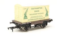 Conflat & container -  'Southampton Docks- The Gateway to Europe'  - special edition for Burnham & District MRC
