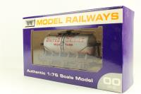6 wheel milk tank in United Dairies white - weathered - Limited edition for Signal Box