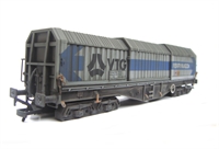 Telescopic hood wagon in "VTG" Ferrywagon livery. 589 9 079. Weathered Ltd edition of 320, produced exclusively for Hattons