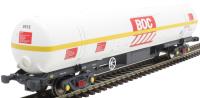 100 ton BOC tank in BOC Liquid Oxygen livery with yellow stripe and Gloucester bogies - 0015