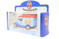 BULL085G Morris Bullnose 'Vimto'