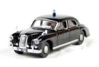 C504 Riley Pathfinder (1953 - 1957) in 'Police' livery with blue roof light