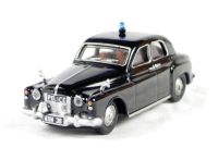 C603 Rover P4 100 (1960's) in 'Police' livery with blue roof light