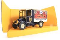 C824-3 1926 Renault Van 'The Lipton'