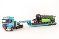 CC13203 Heavy Haulage DAF XF 'Allely's' King Trailer and LNER Class A3 "Flying Scotsman" Locomotive