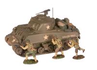 CC51028 M4A3 Sherman tank & 3 US Infantry figures, US Army, Battle of the Bulge 1944