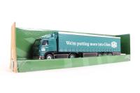 CC86701 Volvo curtainside United Glass