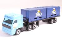 CY26 DAF 3300 truck with P&O Container load