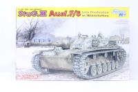 6644 StuG. III Ausf. F/8 Late Production with Winter Track ( Smart Kit)