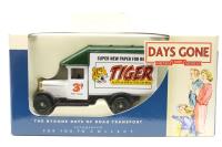 DG052025 Morris Parcel Van 'Tiger Magazine'