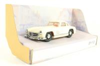 DY-12A 1955 Mercedes 300 SL in Cream