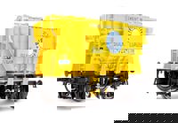 Presflo cement hopper in Blue Circle Cement yellow - PF19