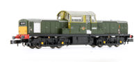 Class 17 'Clayton' D8560 in BR green with small yellow panels