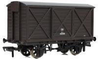 LSWR 10t Ventilated van in SR brown (late condition) - 42232