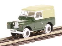 GV8001 SP131 - Land Rover MkII in British Army green with rail wheels (to run on OO gauge track, non powered)