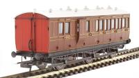 6 wheel brake 3rd 156 in LBSCR umber - with working lighting