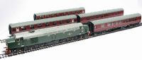 Trainpack with English Electric type 4 class 40 diesel loco D368 in BR green and 4 Mk1 maroon coaches