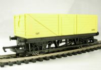 H654 Long wheelbase mineral wagon in plain yellow (unboxed)