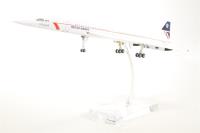 HG8720 Aerospatiale/BAe Concorde British Airways G-BOAE Landor colours with Gear & stand