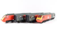 Class 43 HST in Virgin XC livery 4 car train pack 43093 & 43155 "Lady In Red/The Red Arrows"
