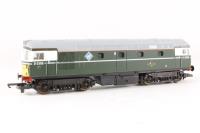 Class 26 D5300/26007 BR Green. Etched plaques and shedplates.