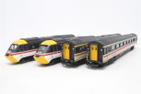 Class 43 HST in Intercity Swallow 4 car train pack 43051 & 43072 "Duke and Duchess of York"