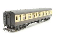 L305322W Mk1 Second corridor passenger car in BR chocolate & cream W24624