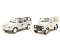 LR1002 2 part Land Rover Experience pack