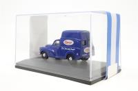 MM031 Morris Minor van 'Currys'