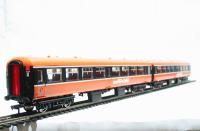 Pair of Mk2A centre door coaches numbers 4101 & 4108 in Irish IE livery. Commissioned by Murphy Models of Dublin
