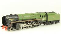 Class 9F 2-10-0 92220 'Evening Star' in BR green
