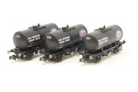 Pack of three 35T Class B tank wagons in Esso black