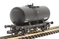 Class B ZRW depot fuel oil tank in BR departmental black - ADB999065