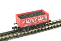 7 plank wagon in "Maltby Main" Rotherham livery