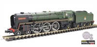 Britannia Pacific 4-6-2 70038 "Robin Hood" in British Railways Green with early crest. 
