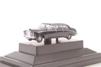 NDS005 Dark Blue Daimler DS420 Limo