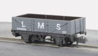 NR-40M 5 plank open wagon in LMS Grey  345699