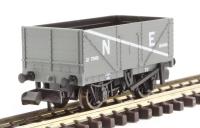 7 plank open wagon in LNER grey - 158486