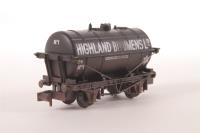 NR-P176W Highland Bitumens Tank Wagon, black, weathered