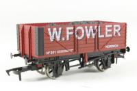 7-plank private owner wagon "W.Fowler, Norwich". No.301. Limited edition of 250 produced in March 2009