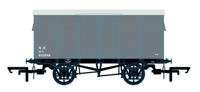 OR76GEGV004 GER 10t Covered Van LNER (post 1936) 632046