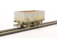 7 plank wagon in BR grey - weathered