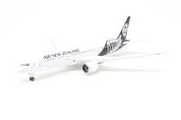 PH11012 Air New Zealand Boeing 787-9 ZK-NZF