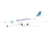 PH11265 Air Austral Boeing 787-8 Dreamliner F-OLRC