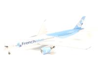 PH11404 Airbus A350-941 FrenchBlue F-HREU 2016 colours with rolling gears