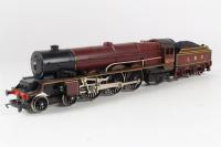 Class 8P 4-6-2 'The Princess Royal' 6200 in LMS Maroon