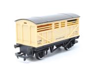Cattle wagon in buff - unlettered - 51915 - Thomas the Tank Engine series