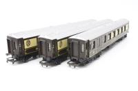 3 Pullman coaches split from Venice Simplon Orient Express train set